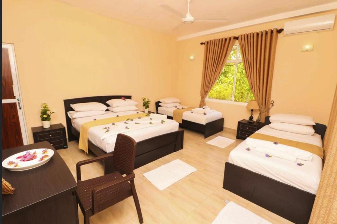 Peacock Resort Anuradhapura Kültér fotó