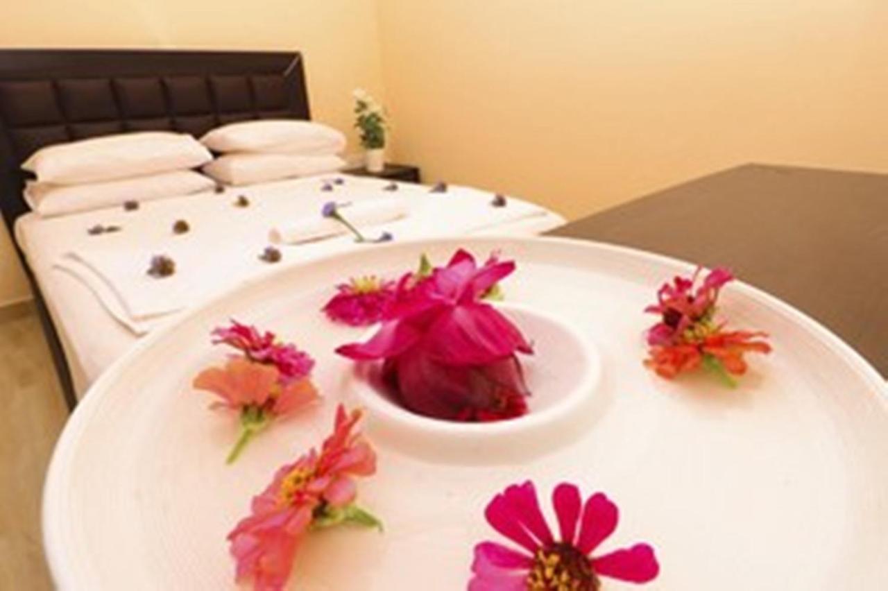 Peacock Resort Anuradhapura Kültér fotó