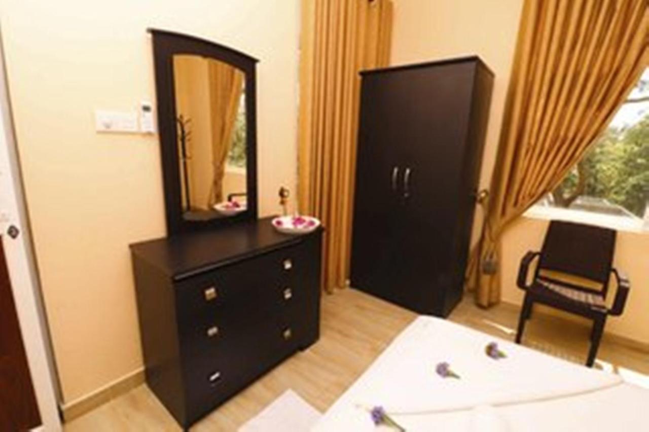 Peacock Resort Anuradhapura Kültér fotó