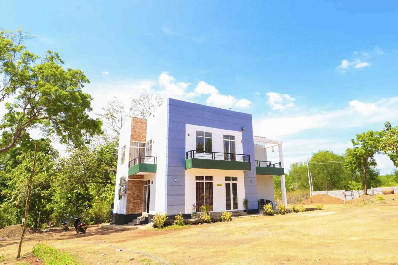 Peacock Resort Anuradhapura Kültér fotó